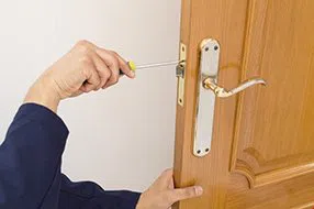 Lock Locksmith Tech Galena, OH 740-212-2064 - lock-changing